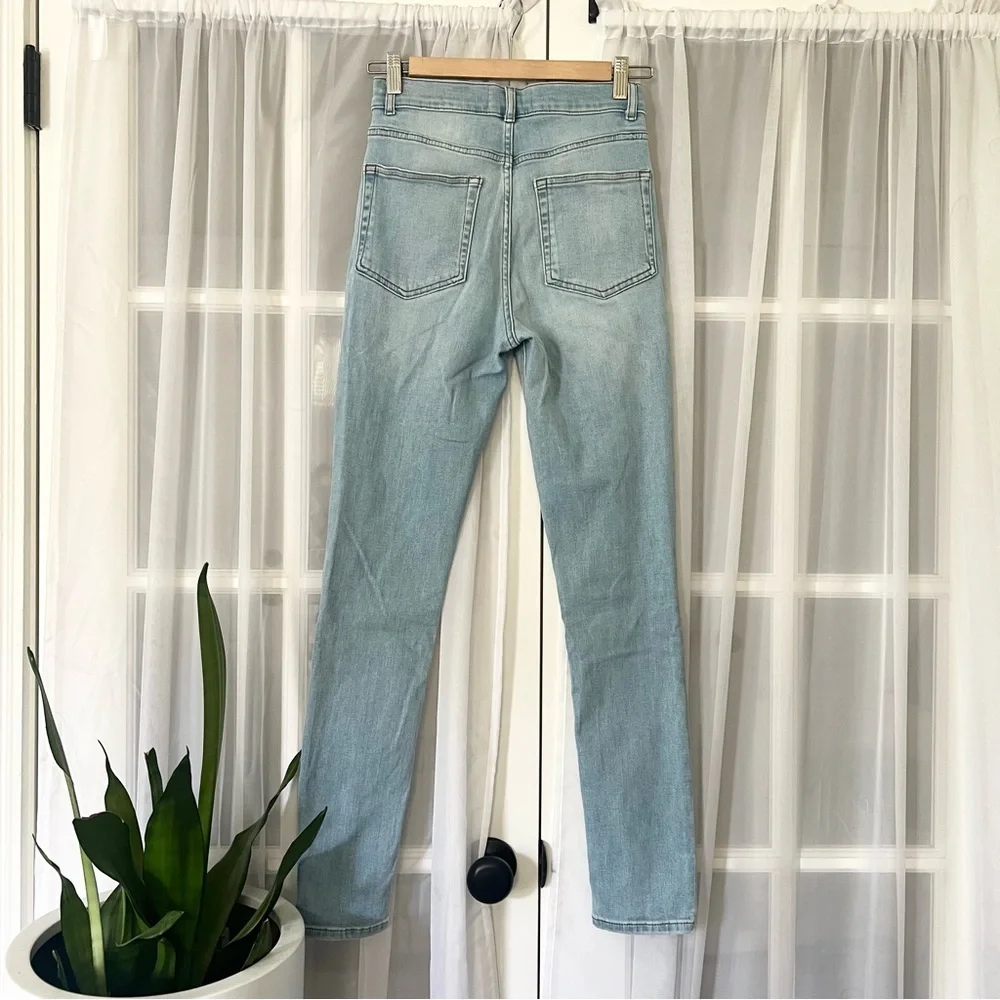 Reformation High & Skinny Jeans Amalfi Wash Denim Stretchy Sz 26 - Picture 4 of 8